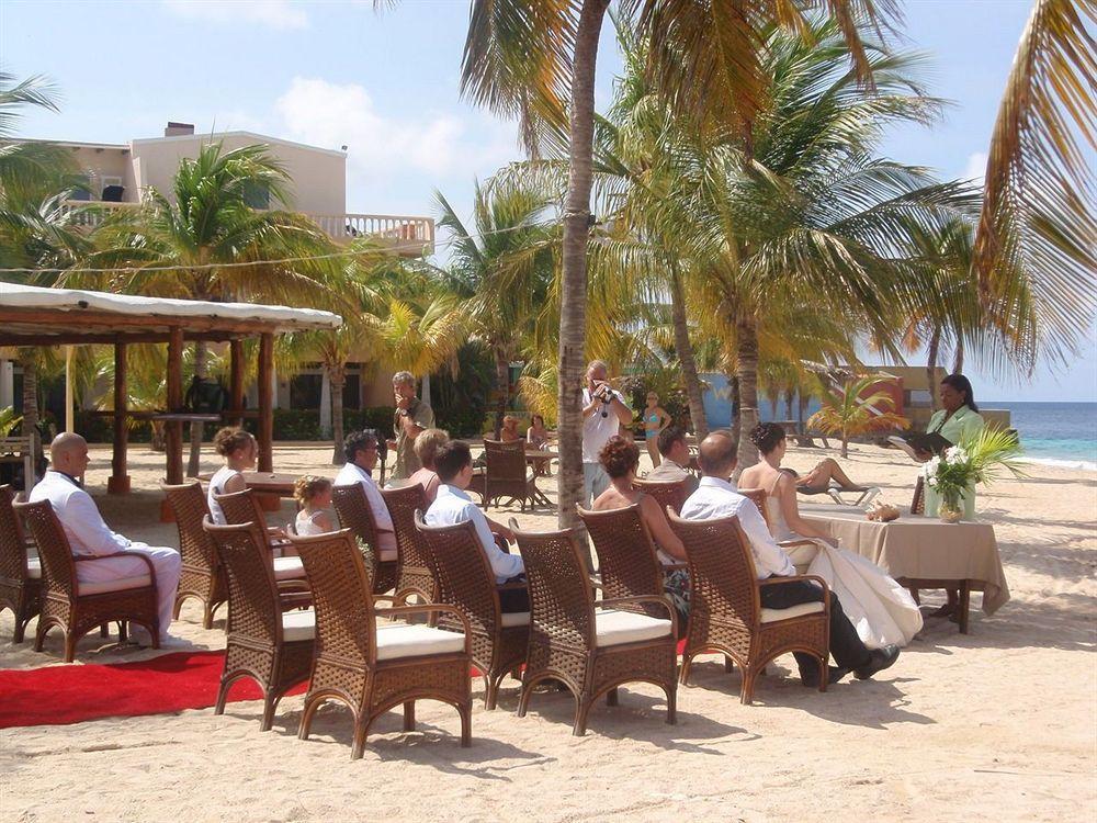 Aparthotel La Pura Vista Bonaire Esterno foto