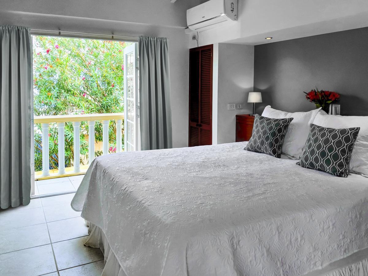 Aparthotel La Pura Vista Bonaire Esterno foto